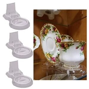Lot of 12 cup and saucer display
